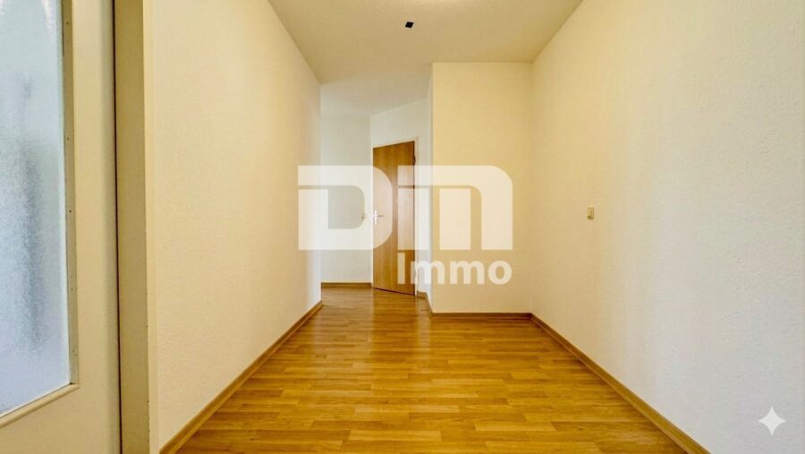 Großzügige altengerechte EG 4-Zimmer Wohnung mit großer Terrasse und Stellplatz - Flur / Diele
